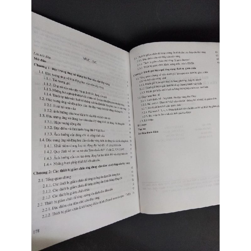 Phân tích ứng xử động lực học của cầu dây văng và thiết bị giảm chấn mới 80% ố bẩn 2015 HCM0612 TS.Trần Thu Hằng GIÁO TRÌNH, CHUYÊN MÔN 356590