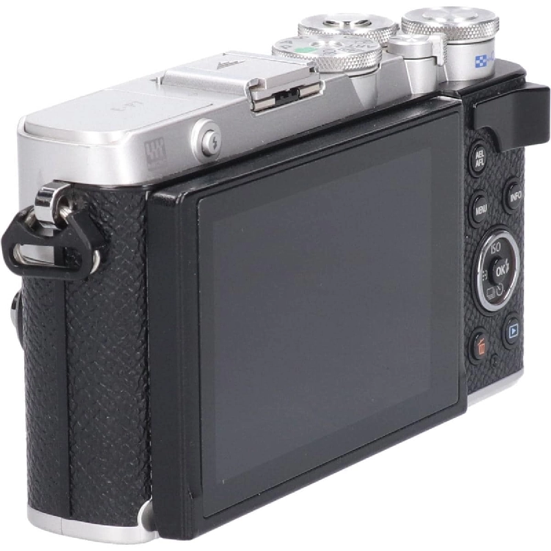 Ｅ－Ｐ７ - Hàng hiệu Authentic 880100