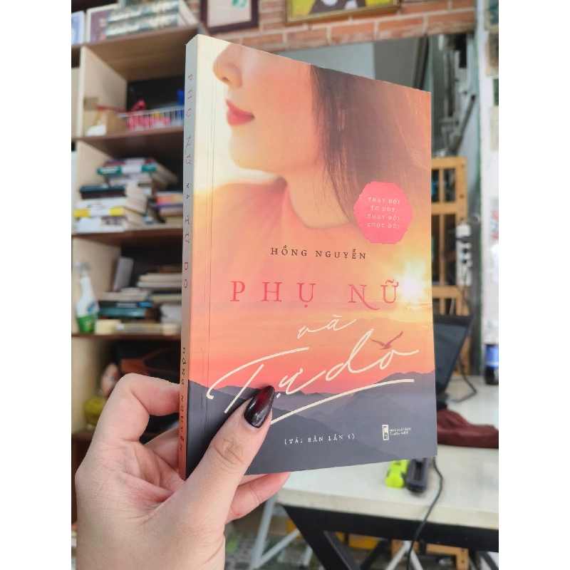 Phụ nữ và tự do - Hồng Nguyễn 189302