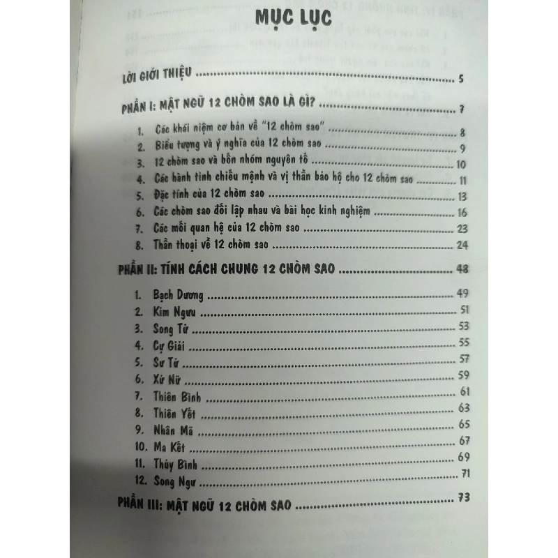 Mật ngữ 12 chòm sao mới 70% chóc gáy 2015 HCM1406 SÁCH KHOA HỌC ĐỜI SỐNG 915481