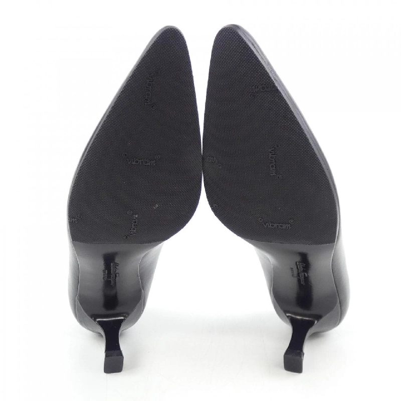 Giày SALVATORE FERRAGAMO - Hàng hiệu Authentic 829327