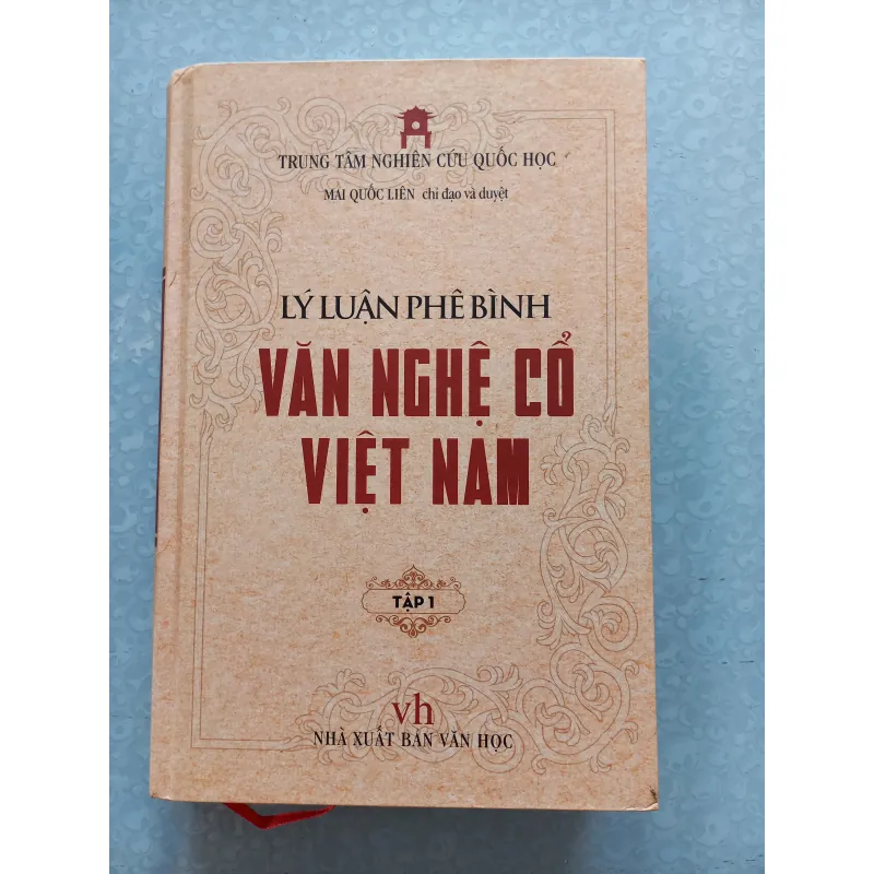 Sách: Lý luận phê bình văn nghệ cổ Việt Nam  937388