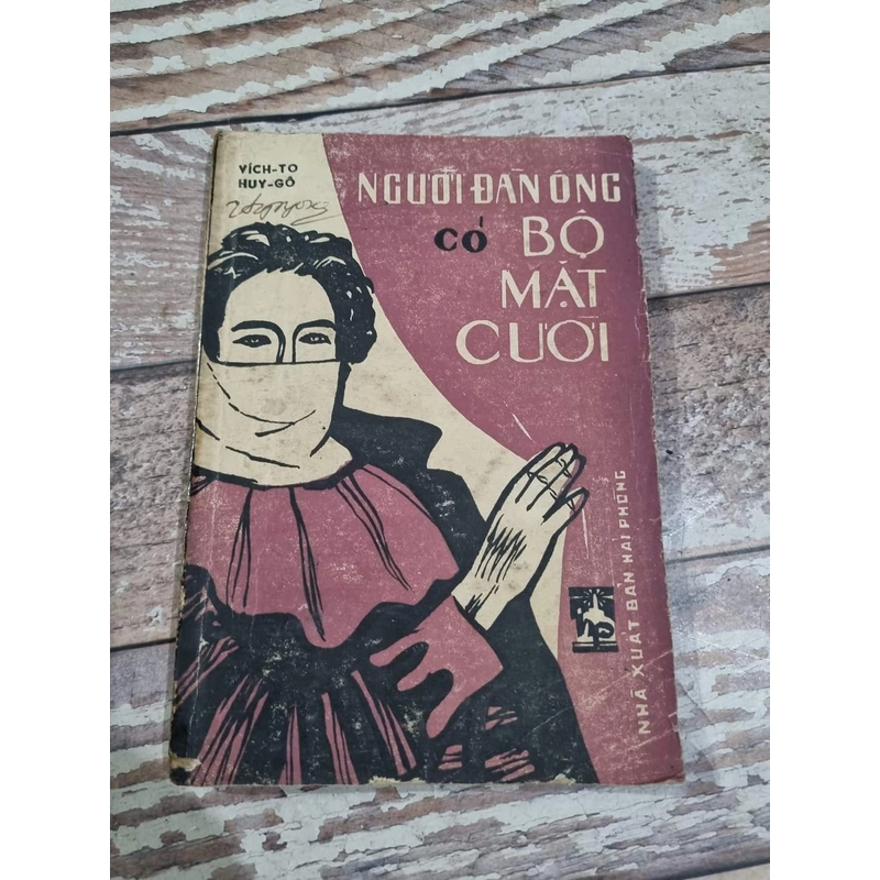 Người đàn ông có bộ mặt cười _ bản rút gọn_ VICTOR HUGO  363060