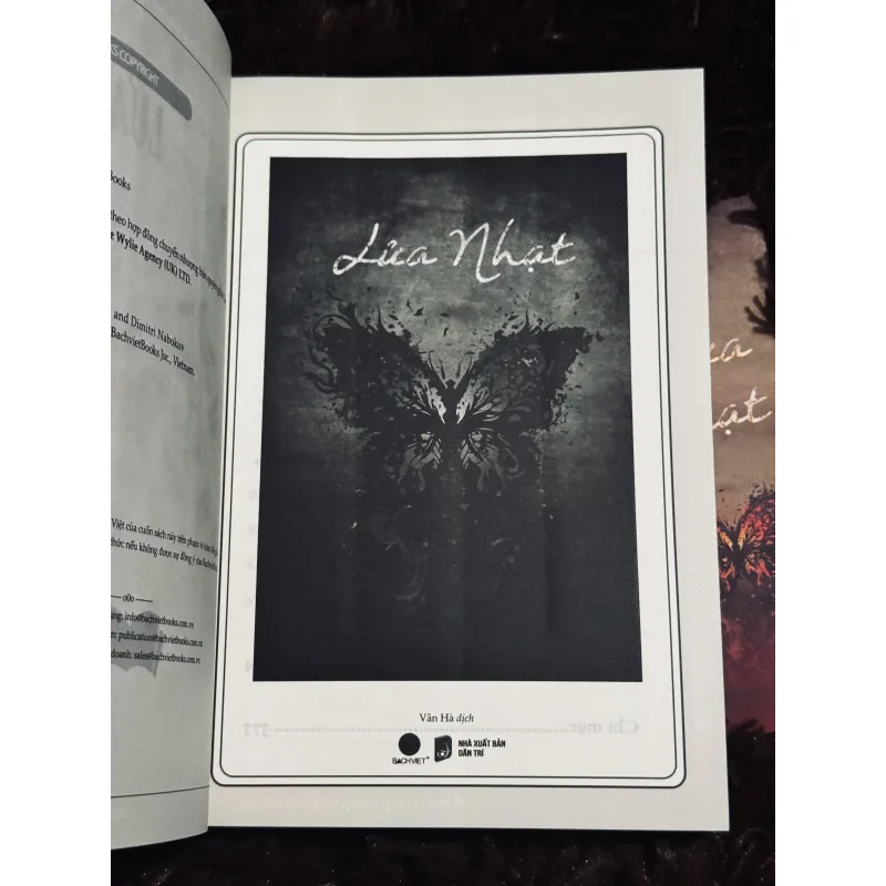 Lửa nhạt - Nabokov 783877