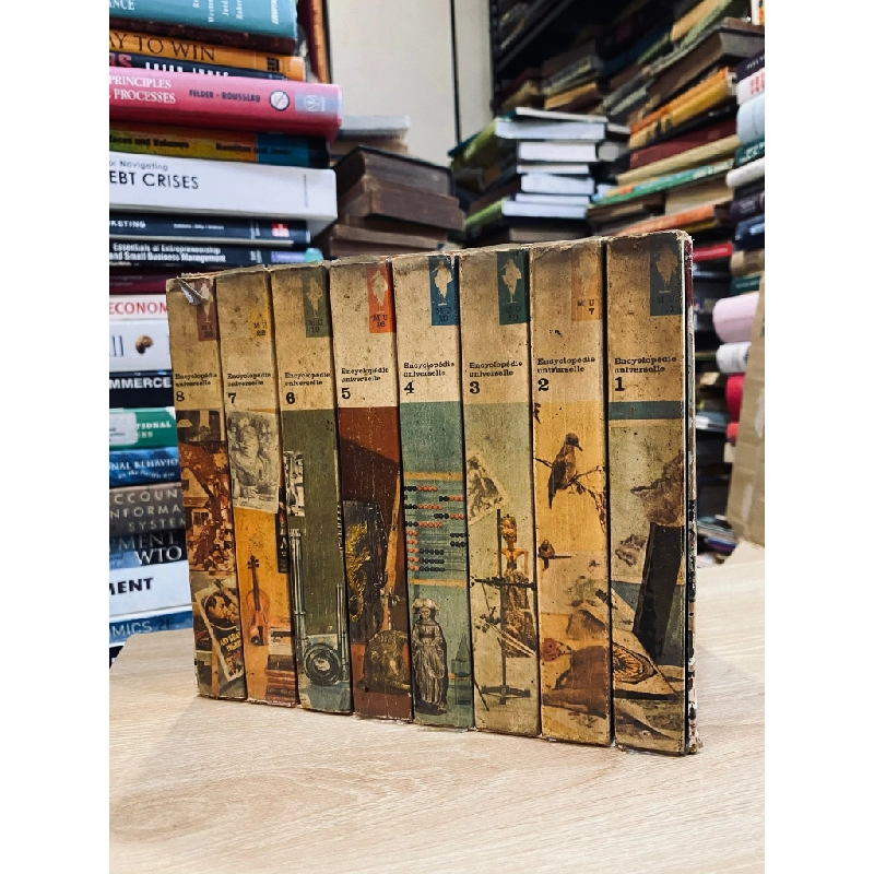 Encyclopédie universelle en 8 volumes (1963) 507882