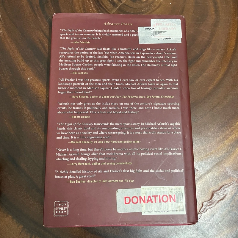II English Book: The Fight Of The Century - Michael Arkush - 2008 442941