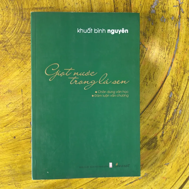 GIỌT NƯỚC TRONG LÁ SEN - KHUẤT BÌNH NGUYÊN 989947