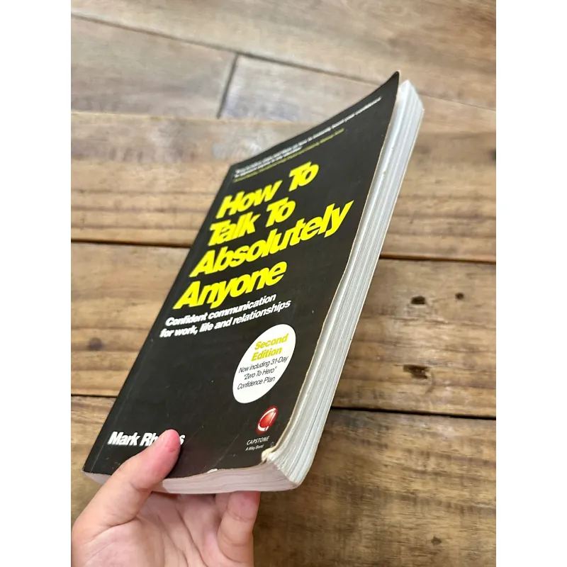 How to Talk to Absolutely Anyone: Confident communication in every situation - Mark Rhodes 734902