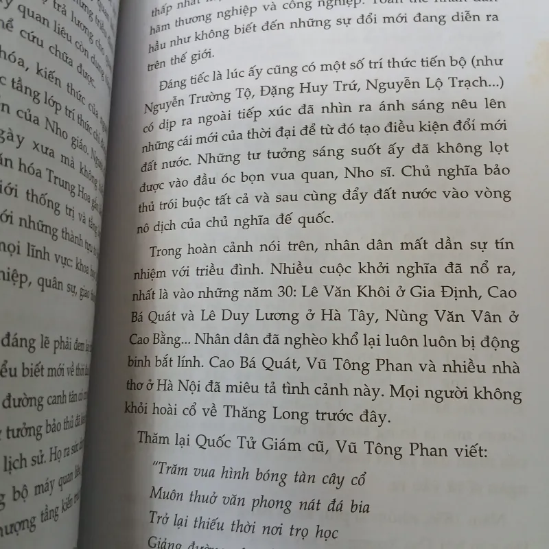 VĂN HIẾN THĂNG LONG - VŨ KHIÊU, NGUYỄN VINH PHÚC 792355