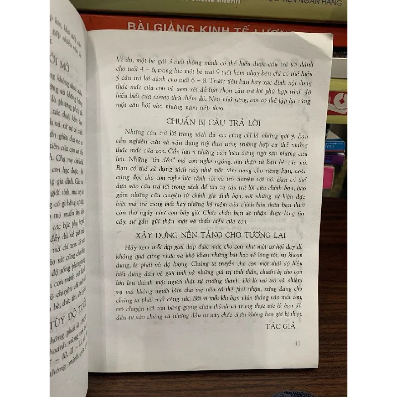 Gợi ý giải đáp những câu hỏi cho con trẻ- Liêm Trinh, Nguyễn Khiêm 606303