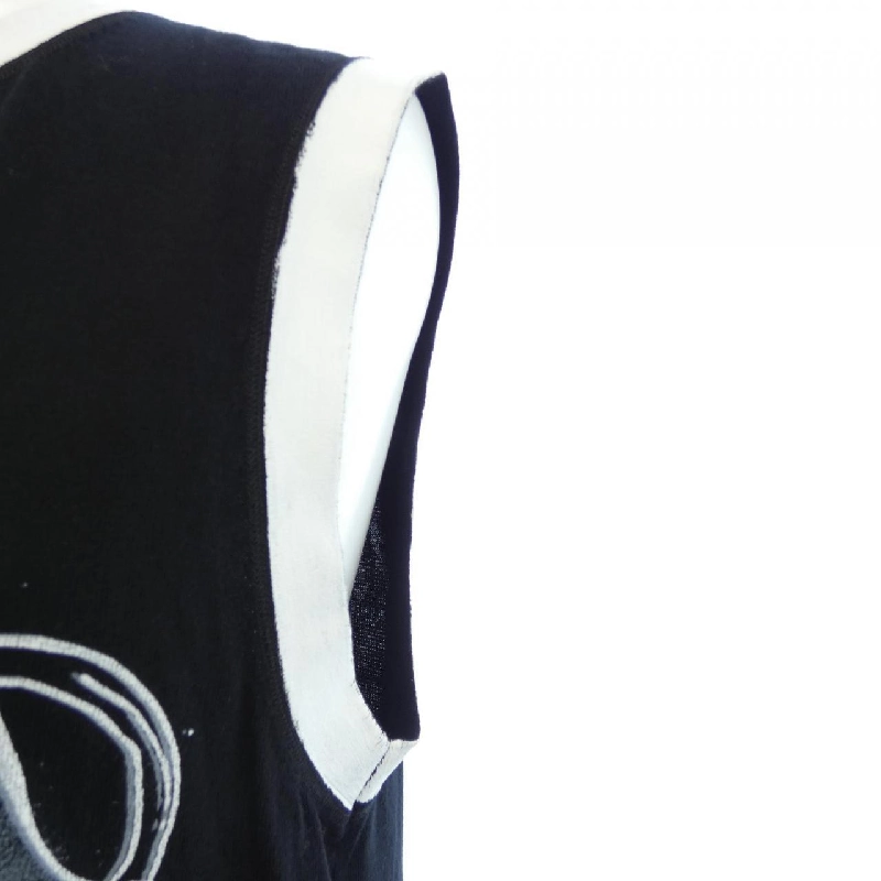 Áo tank top CHANEL P72070K10330 632740