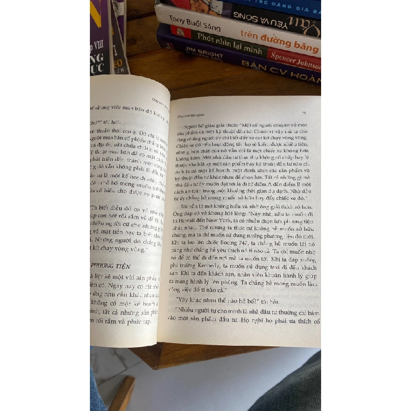 Dạy Con Làm Giàu - Tập 1: Để Không Có Tiền Vẫn Tạo Ra Tiền - Robert T. Kiyosaki & Sharon L. Lechter 530165