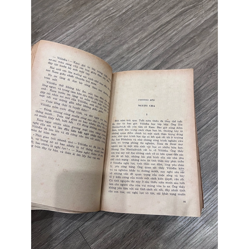 Tuổi trẻ của Lê-nin (xb 1977) 526043
