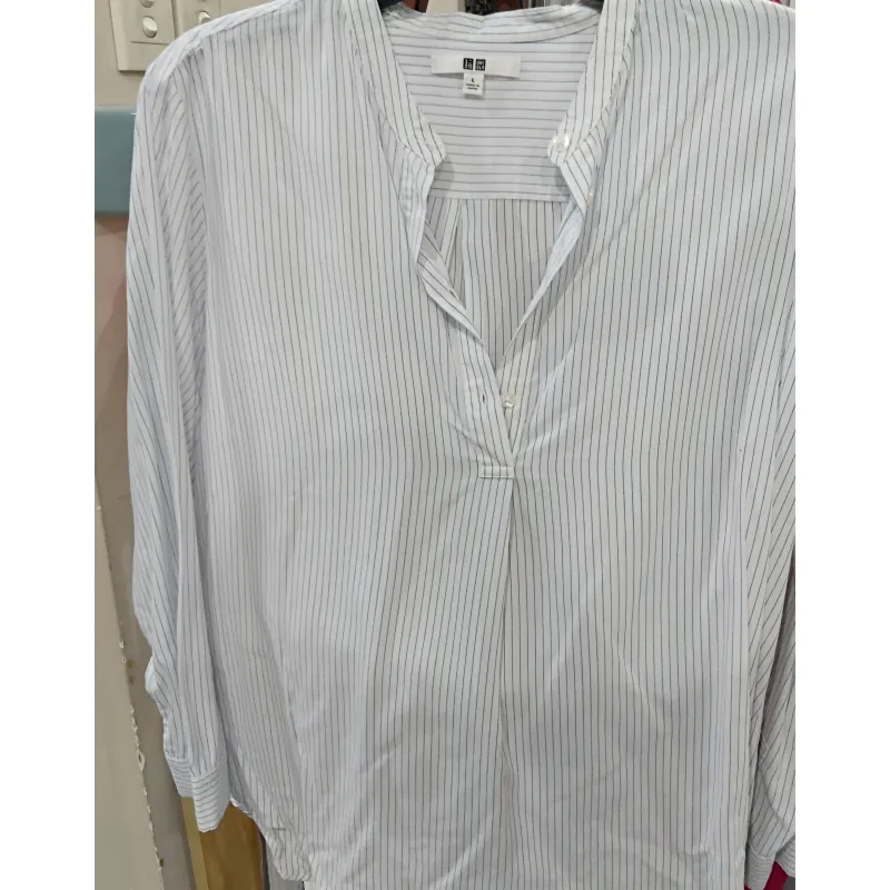 M pass 65k.1 áo uni mới 95% 781548