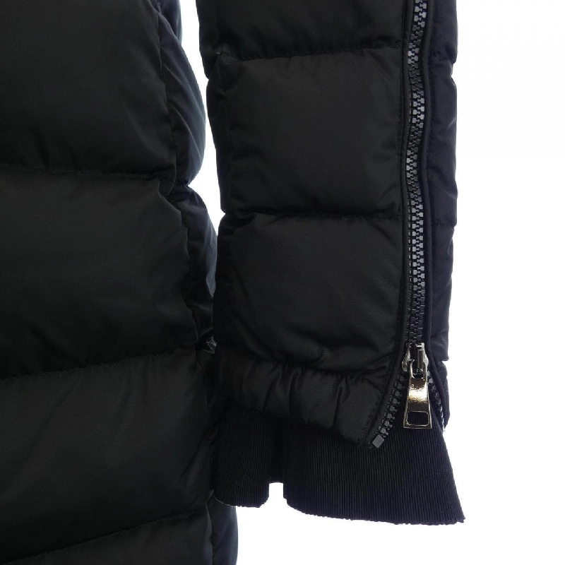 Áo khoác lông vũ MONCLER BETULONG - Hàng hiệu Chính hãng 821712