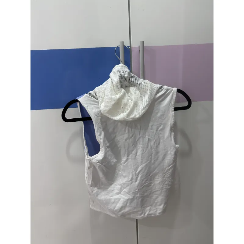 ÁO THỂ THAO NỮ DELTA SECONDHAND SIZE S 1021465