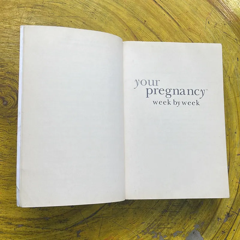 YOUR PREGNANCY WEEK BY WEEK  700675