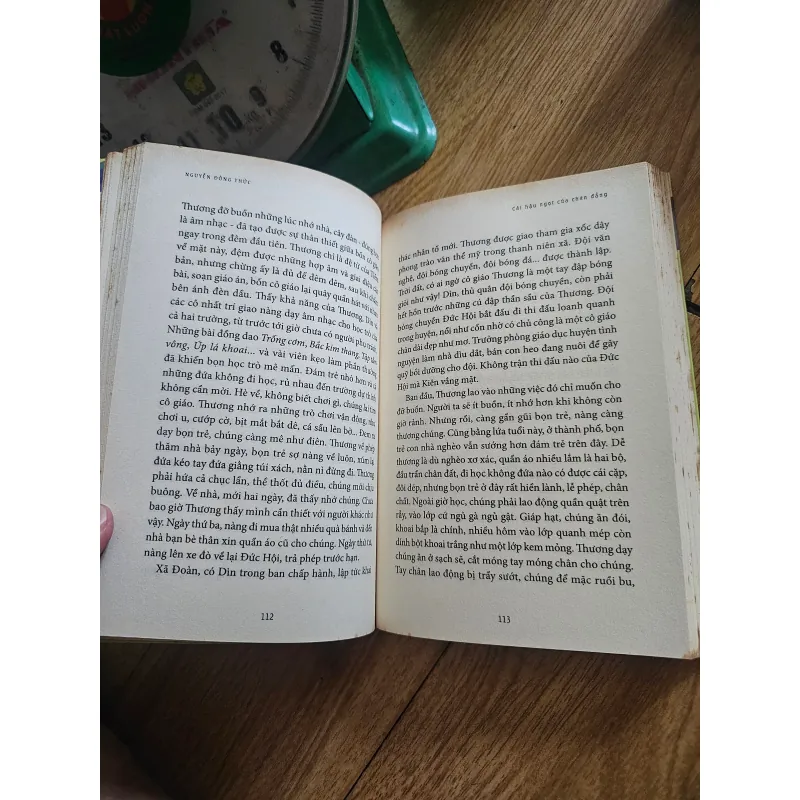 Không có gì & không một ai (có chữ ký tác giả)
 757606