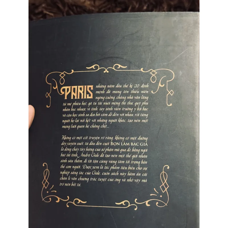 Bọn làm bach giả 1010716