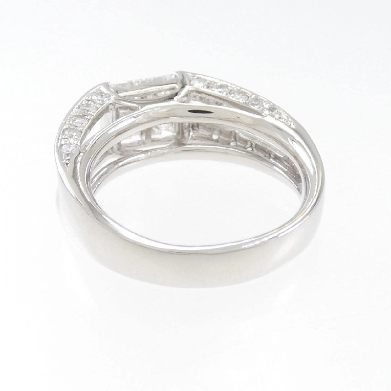 Nhẫn kim cương PT900 1.00CT 673031