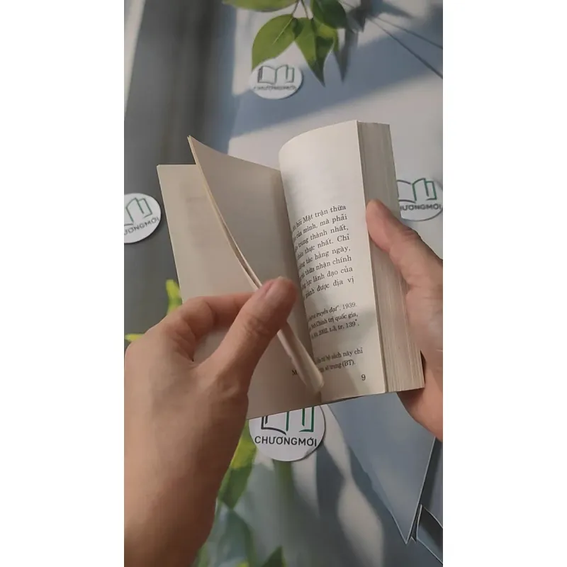 Hồ Chí Minh Về Suốt Đời Phấn Đấu Cần, Kiệm, Liêm, Chính, Chí Công Vô Tư 928486