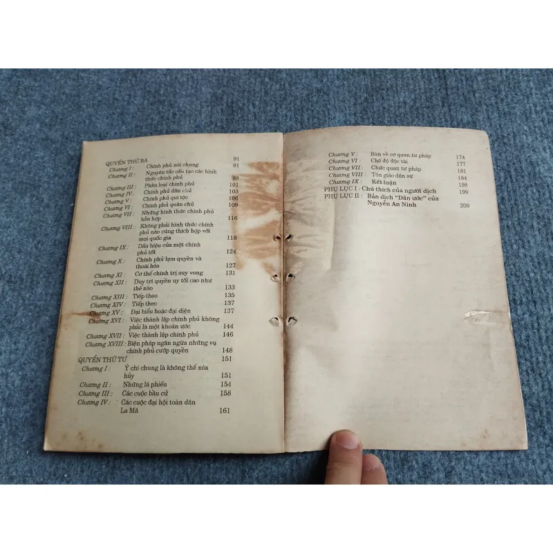 BÀN VỀ KHẾ ƯỚC XÃ HỘI 701908