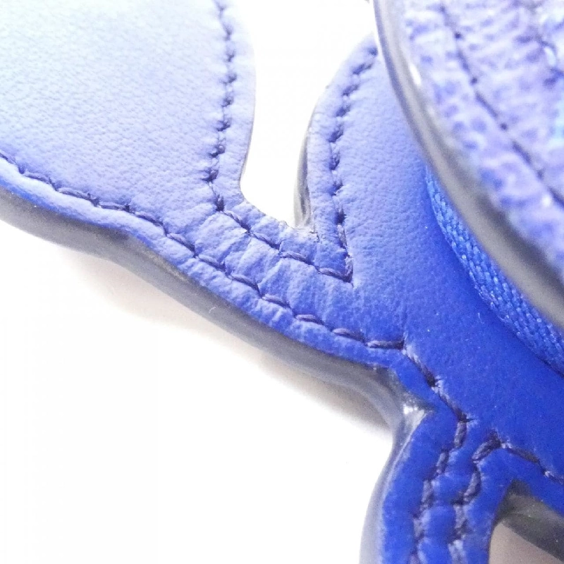 Móc khóa Louis Vuitton LV Club M02217 623982