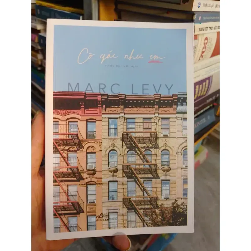 Sách - Cô gái như em - TG: Marc Levy (Sách mới) 931755