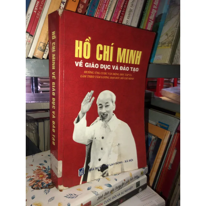 Hồ Chí Minh về giáo dục và đào tạo  721049