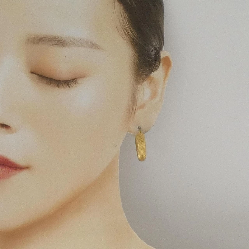 ウノアエレ 750YG Bông tai - Hàng hiệu Authentic 843864