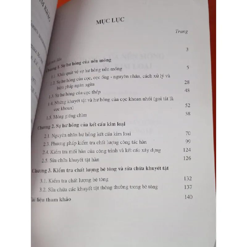 Sự hư hỏng của nền móng và kết cấu kim loại - Phạm Huy Chính 553154
