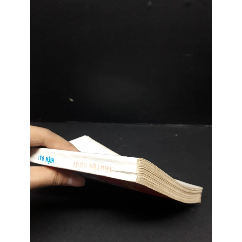 Truyện cười hiện đại mới 70% ố vàng 1995 HCM2809 VĂN HỌC 917515