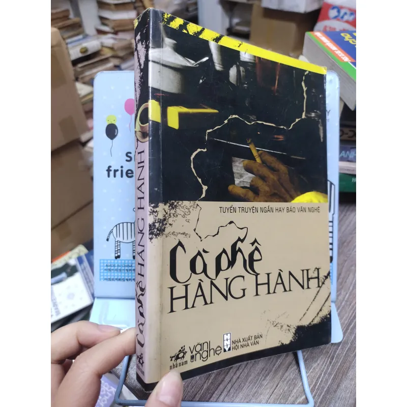 Sách: Cà Phê Hàng Hành (Tập truyện ngắn) (A1) 733618