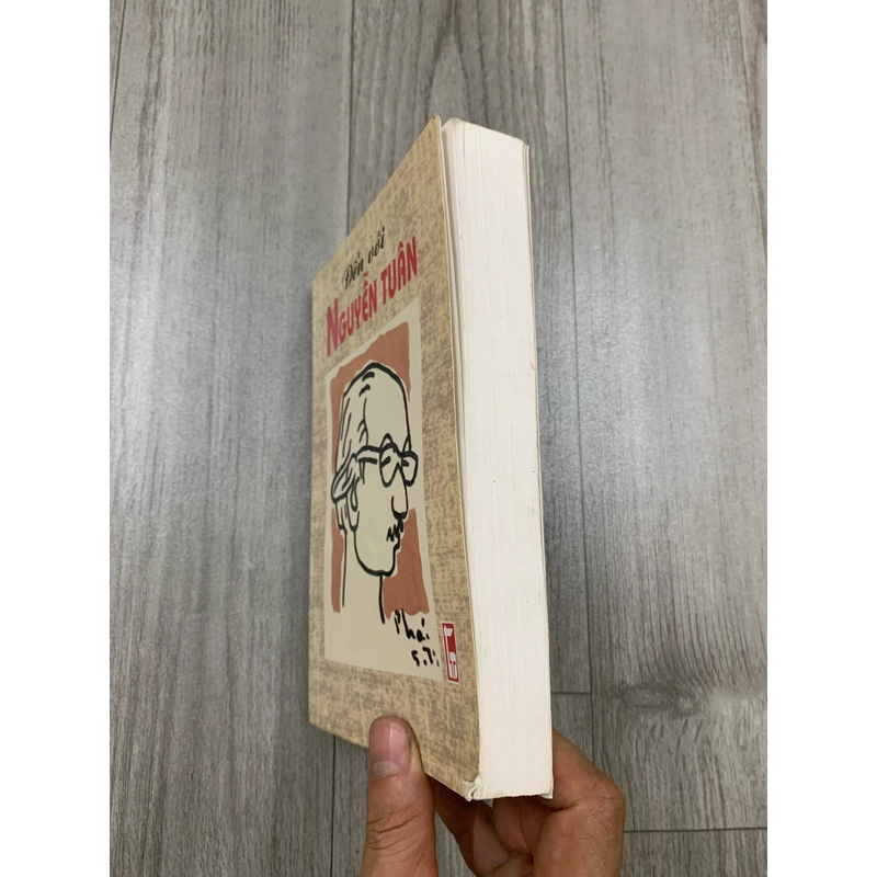 Sách đến với nguyễn tuân. 999 471207