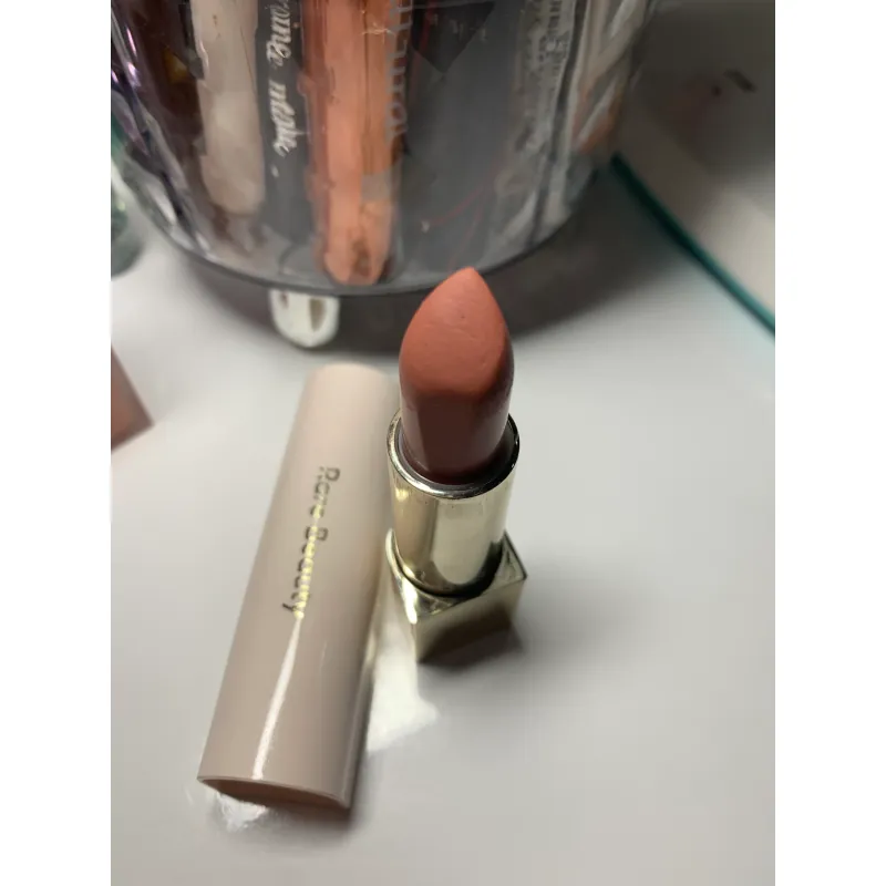 Son thỏi Rare Beauty Matte lipstick màu humble 564658