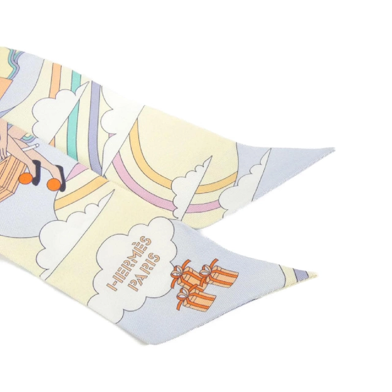 Khăn quàng cổ CARRES VOLANTS của HERMES - Hàng hiệu Authentic 807370