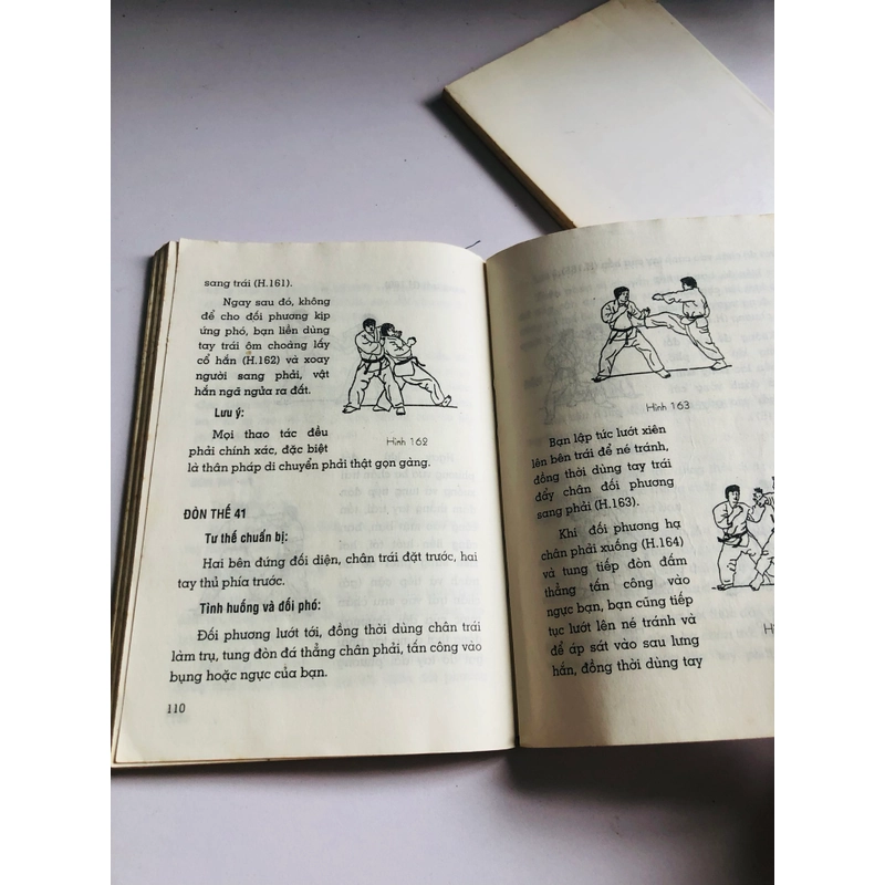 📚 BỘ 2 TẬP SONG ĐẤU KARATE – Thiện Quang Nxb: 1999, bản in hiếm 542363