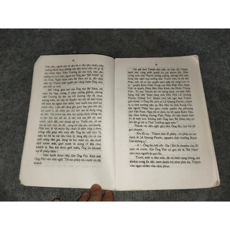 VẾT NHẠN LƯNG TRỜI - HUỲNH TRUNG CHÁNH 570800