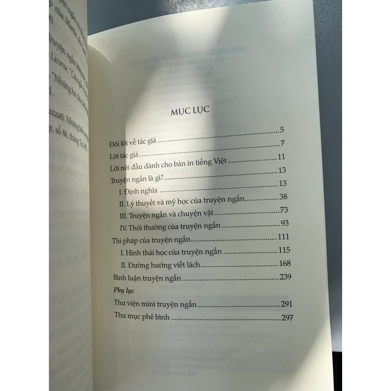 NHẬP MÔN ĐỌC TRUYỆN NGẮN - DANIEL GROJNOWSKI 540931