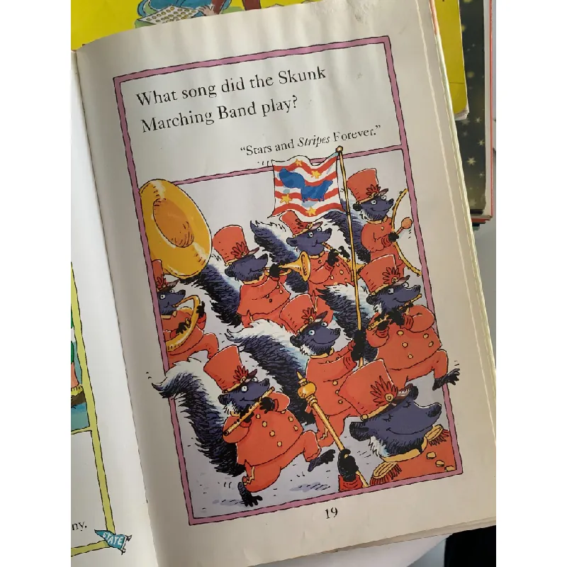 Dial Easy-to-Read: Stinky Riddles – Katy Hall & Lisa Eisenberg 561070