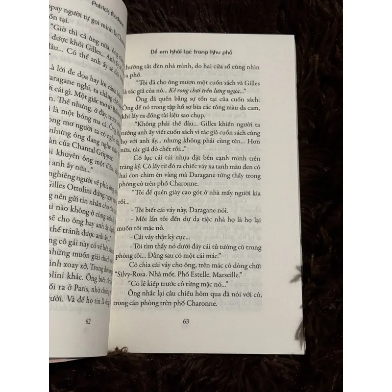 Để em khỏi lạc trong khu phố 701944