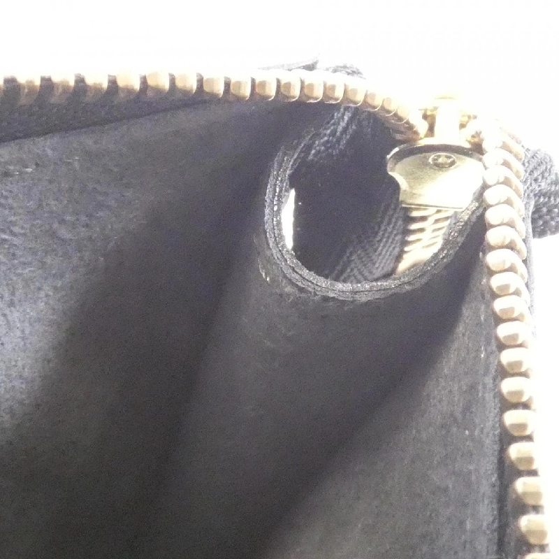 Túi đeo chéo Louis Vuitton Epi Pochette Accessoires 24cm M52942 620942