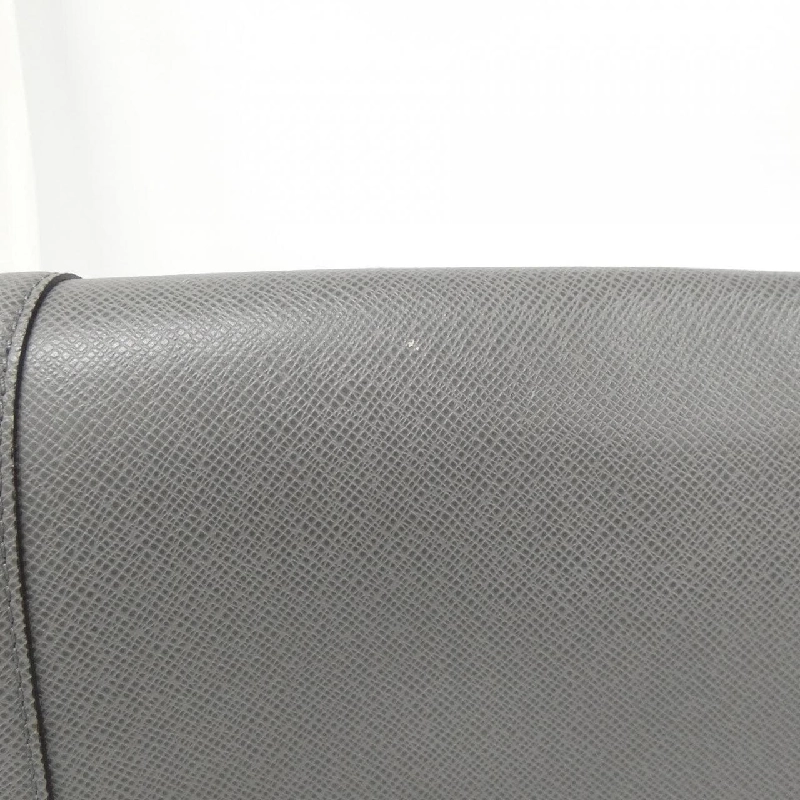 Túi đeo chéo Louis Vuitton Taiga New Flap Messenger M30808 - Hàng hiệu Chính hãng 768377