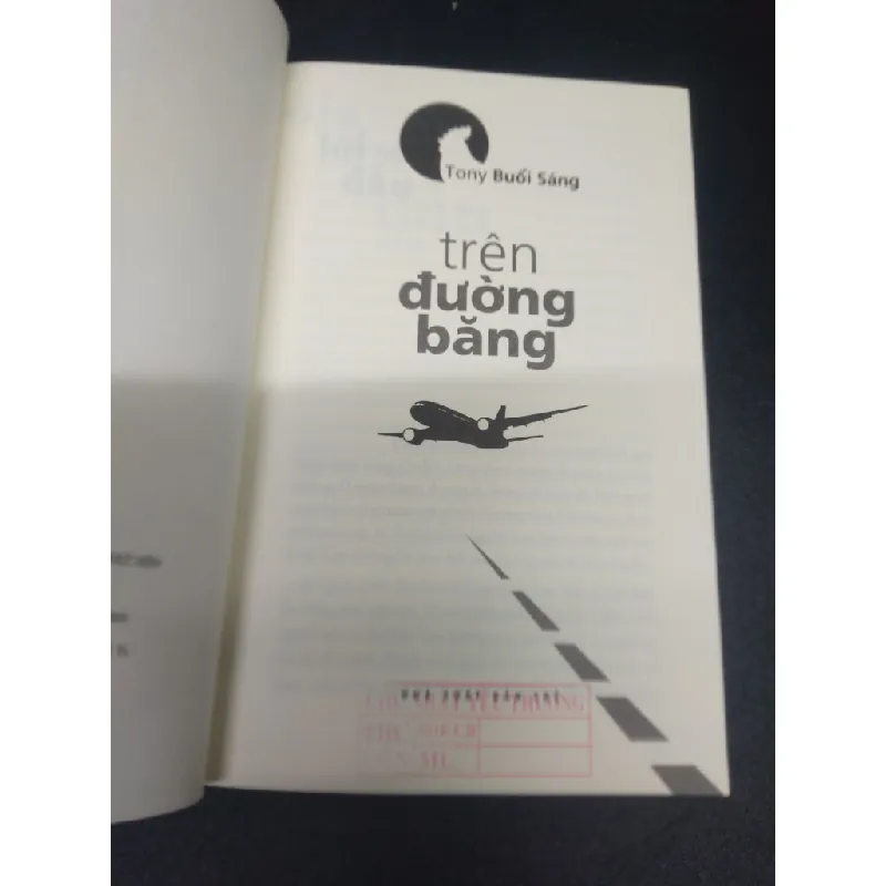 Trên đường băng Tony buổi sáng năm 2019 mới 90% bẩn nhẹ HCM2902 kỹ năng 567740