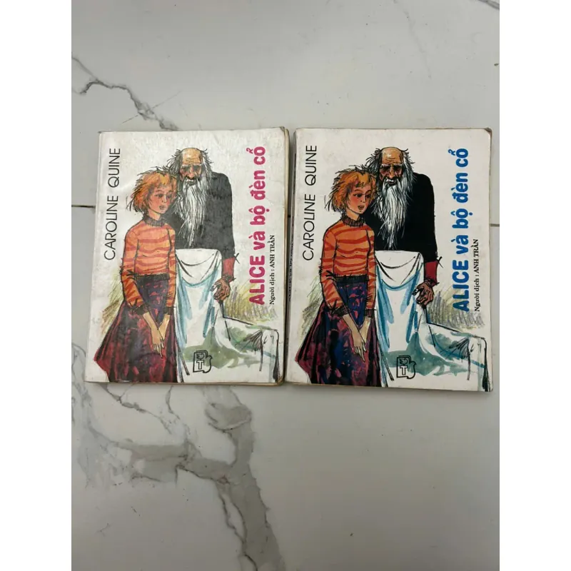 Alice và bộ đèn cổ (Tập 1 & 2) – Caroline Quine 610911