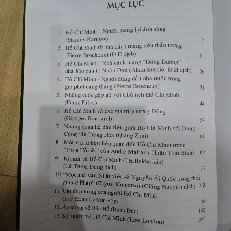 Hồ Chí Minh Người mang lại Ánh Sáng 1035237
