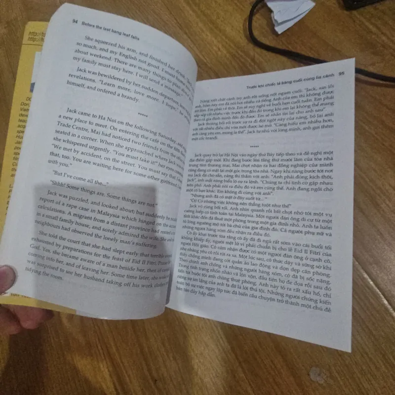 Trước khi chiếc lá bàng cuối cùng lìa cành (song ngữ Anh - Việt)
 763769