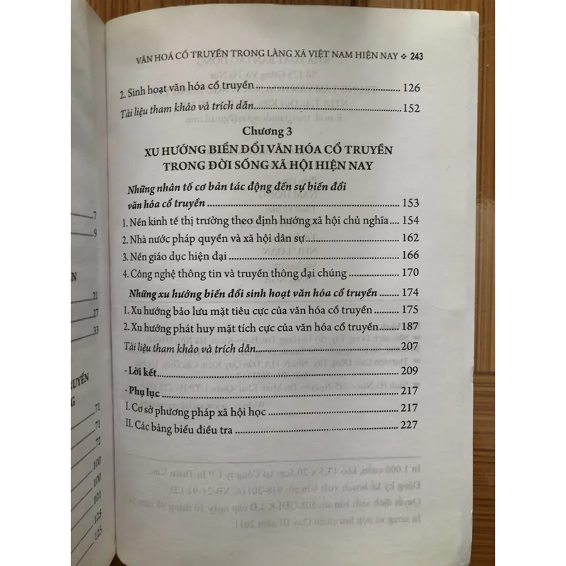 Van hoá cổ truyền trong làng - xã Việt Nam hiện nay 603949