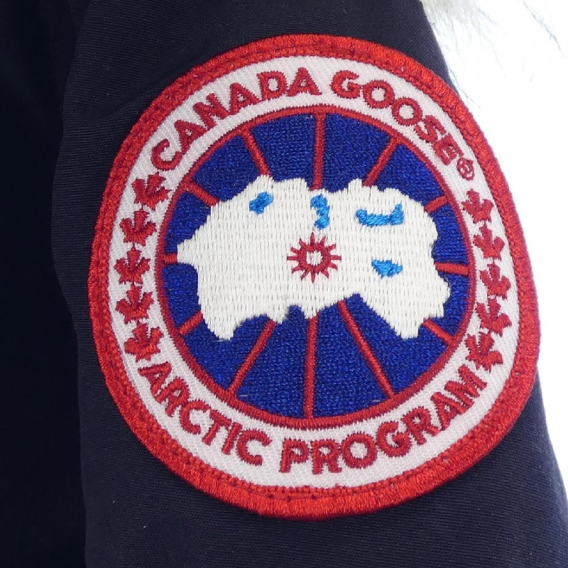 【Mã giảm giá】Áo khoác lông Canada Goose 641313
