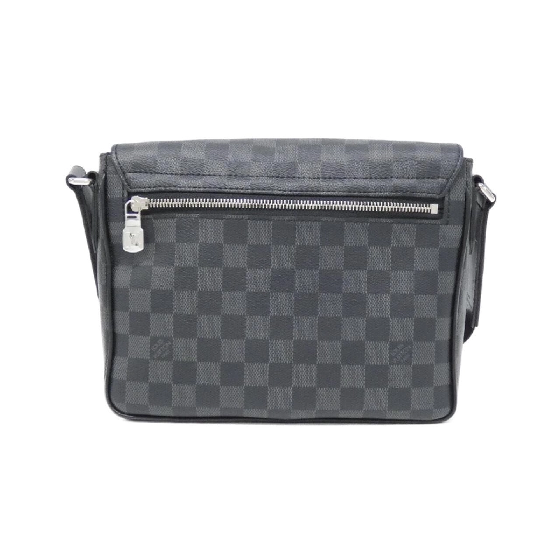 Túi đeo vai Louis Vuitton Damier Graphite District PM N42710 611736